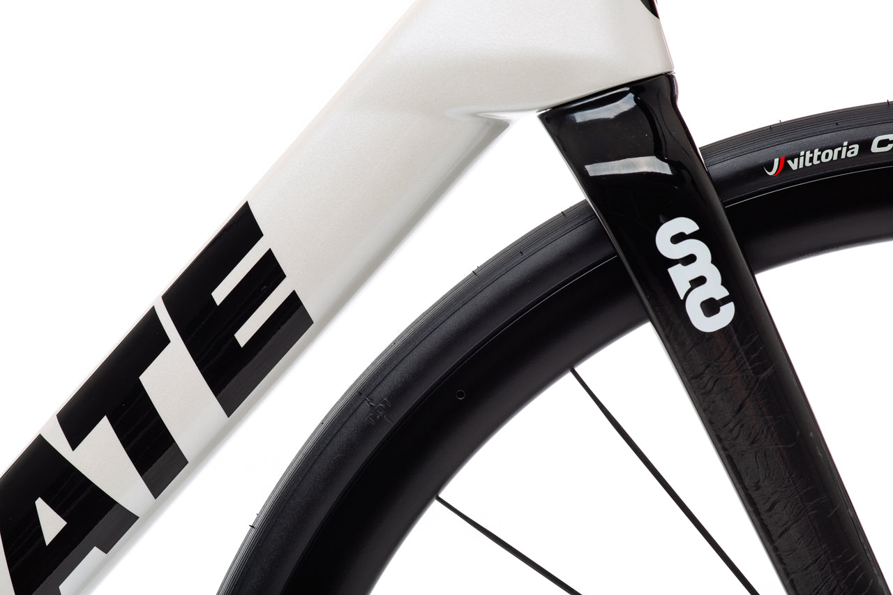 Carbon Road – Panda Pearl -  SRAM Rival 1x13 Aero Package