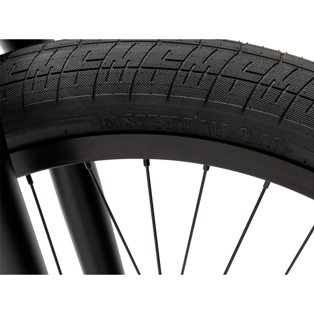 Fit Bike Co Series 22 Inch Bike