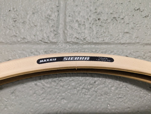 #NewOpenBoxItem - Maxxis Sierra - 700x23c Tire - Cream Color