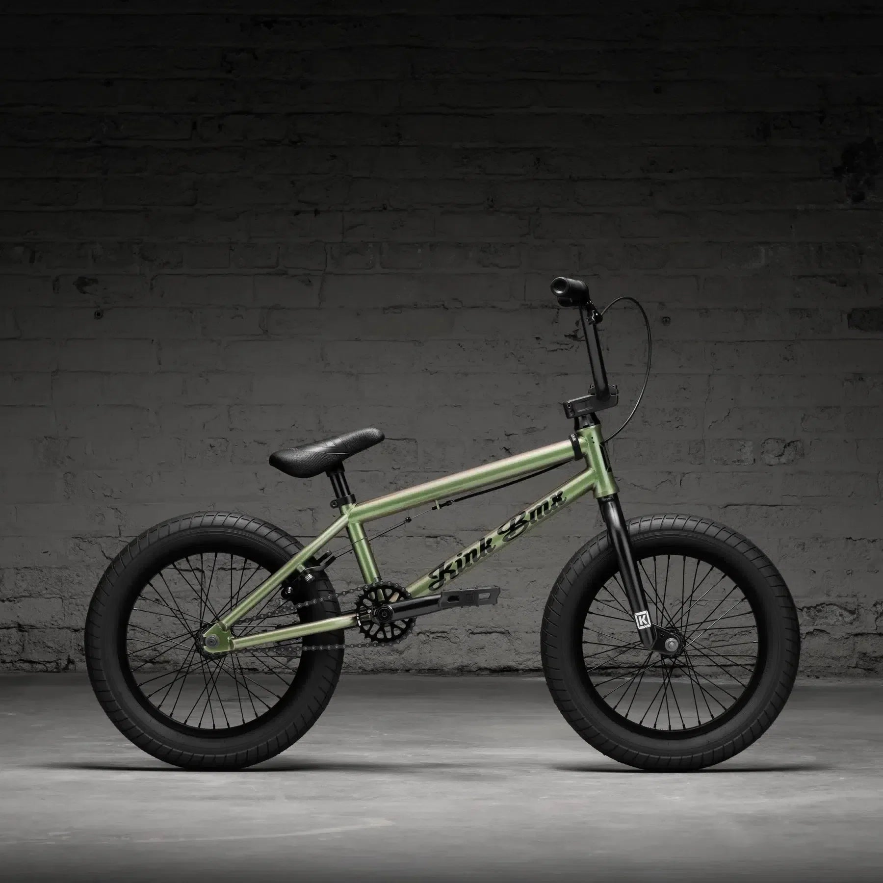 Kink Carve 16 Inch Bike (2026)