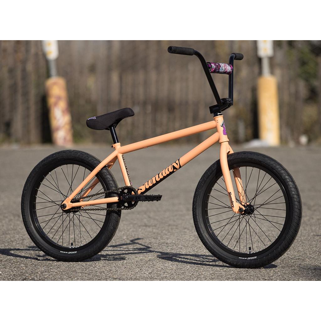 Sunday Street Sweeper 20 Inch Bike